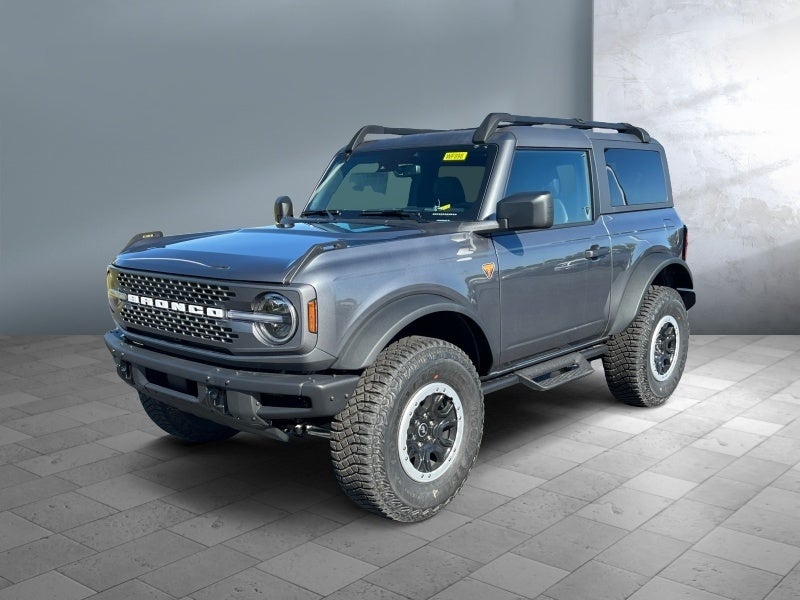 2024 Ford Bronco Badlands in Carbonized Gray Metallic — front three-quarter view