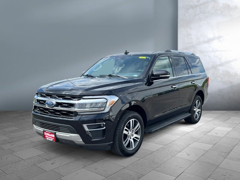 2024 Ford Expedition Limited in Agate Black Metallic — front three-quarter view