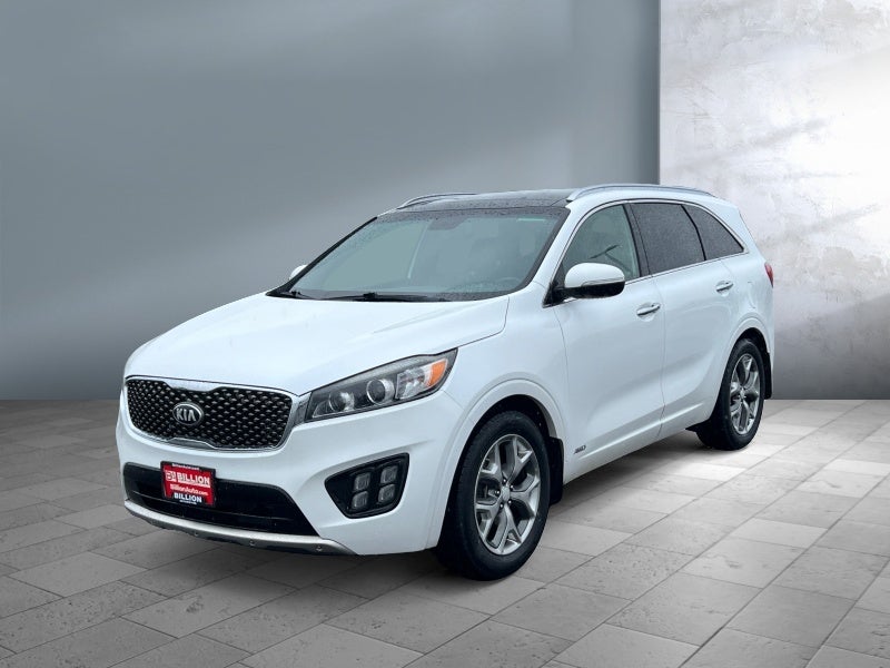 2016 Kia Sorento SXL in Snow White Pearl — front three-quarter view